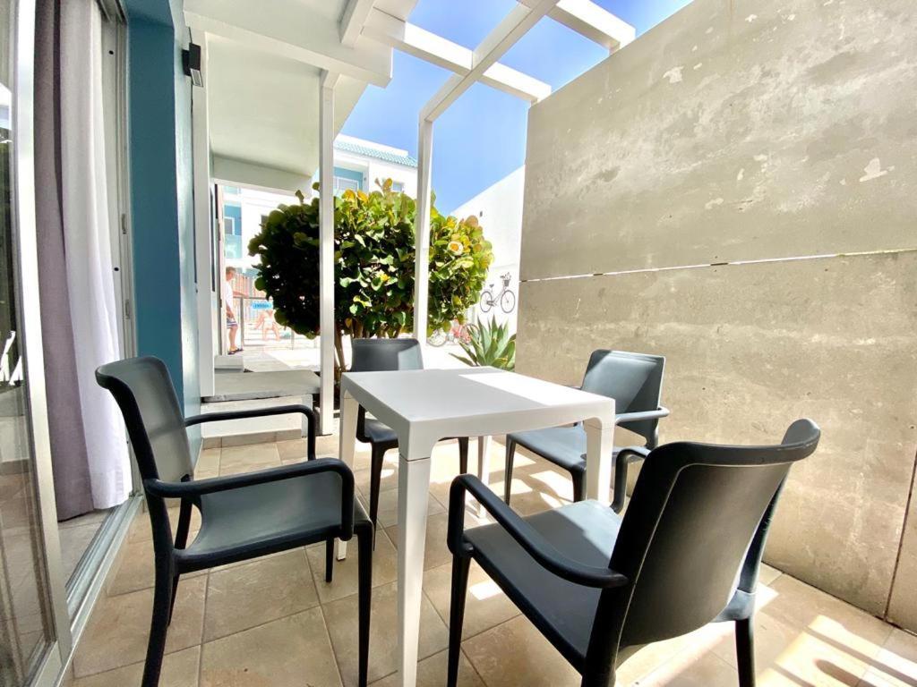 Casa Perla - Cozy Apartment Pool Side Corralejo Exteriör bild